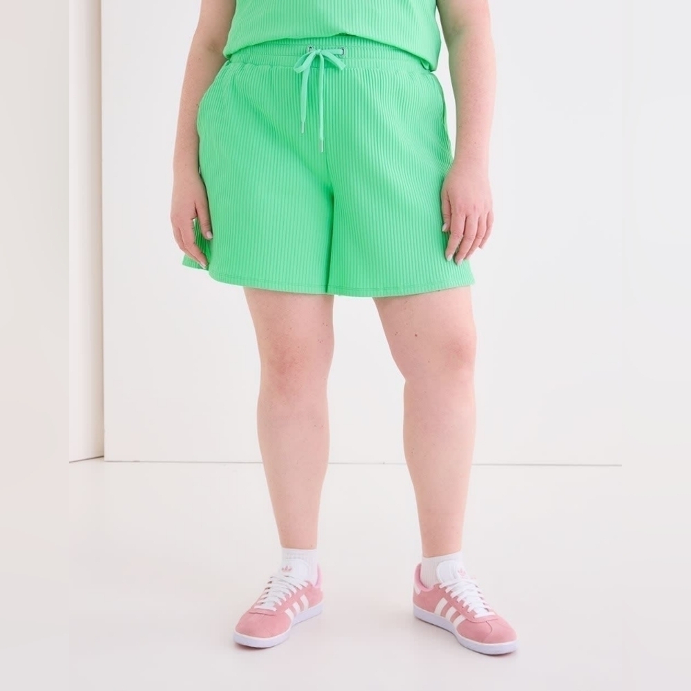 2X • PENN. • Green Wide Ribbed Shorts - Active Zone